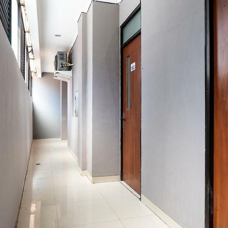 RedDoorz Plus @ Sawah Besar Dżakarta Zewnętrze zdjęcie