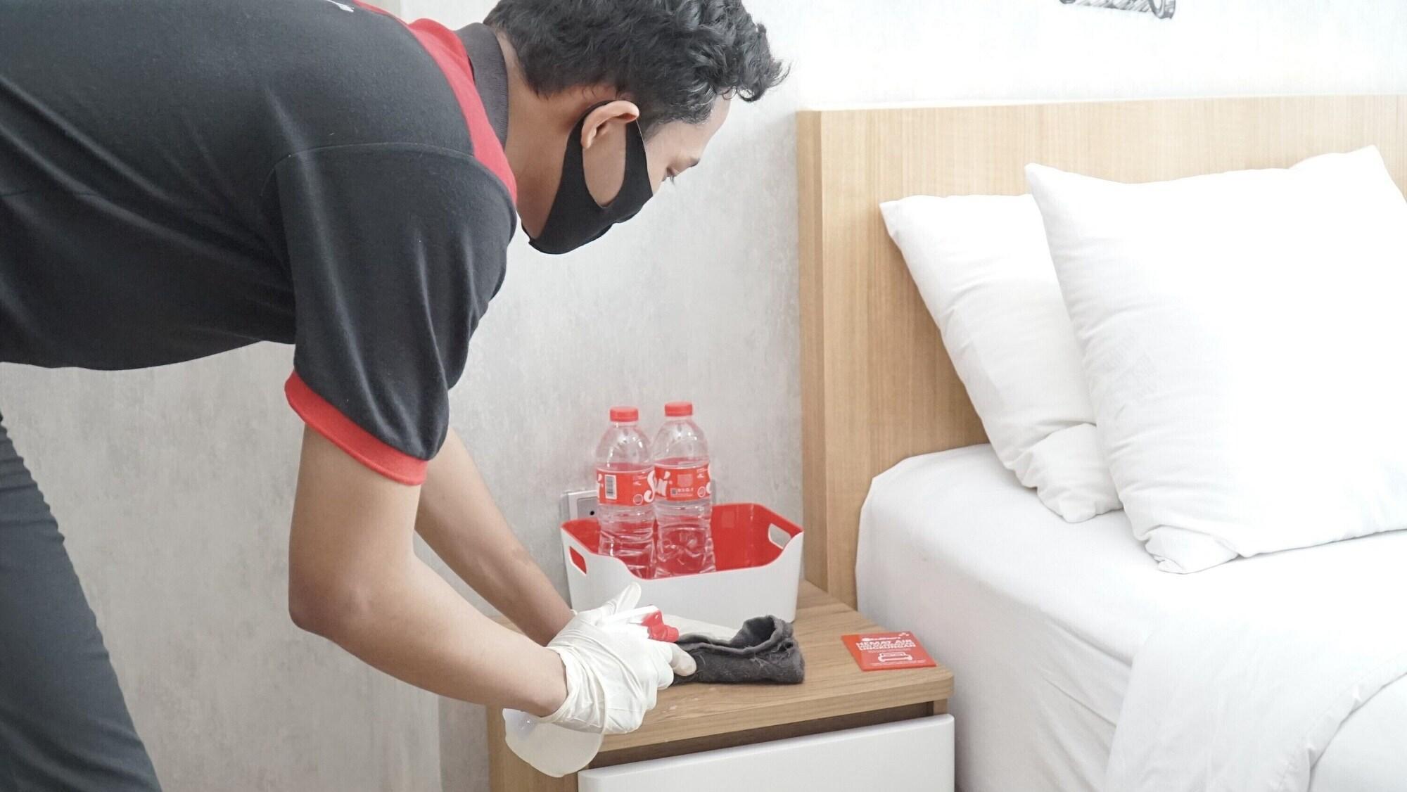 RedDoorz Plus @ Sawah Besar Dżakarta Zewnętrze zdjęcie